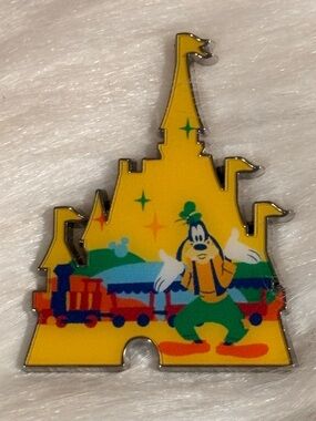 Tokyo Disney Resort Goofy Castle Mystery Pin Blind Bag Train Yellow TDR